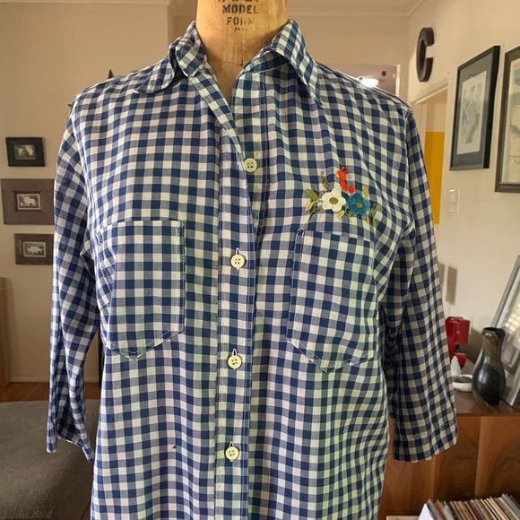 Vintage  Helen Cerda Hand Embroidered Women's Blue and White Gingham Shirt - Picture 4 of 13